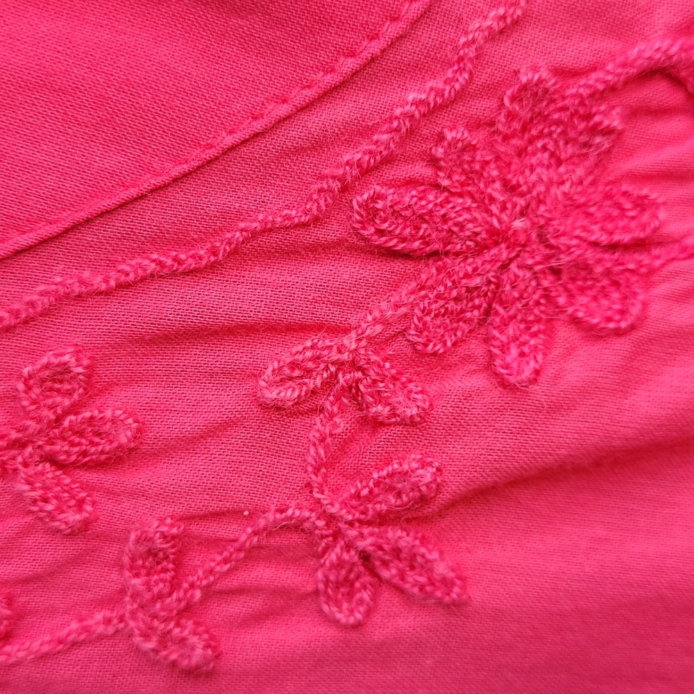 Liz Lange 100% Cotton Embroidered Maternity Top - Picture 6 of 17